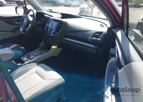 2024 Subaru Forester Premium z USA, uszkodzony, nr VIN JF2SKACC7RH488751